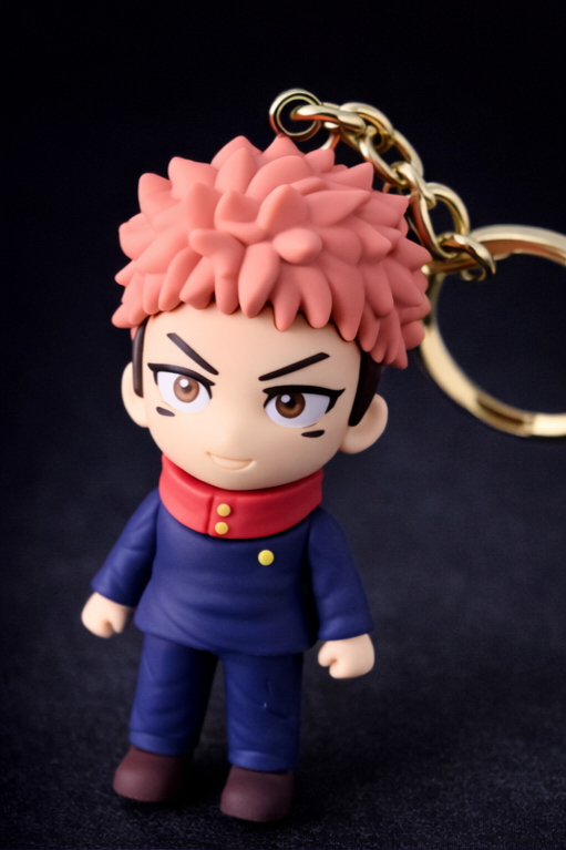 Yuji Itadori Anime Pink-Hair Fighter Rubber Keychain – Premium Collectible